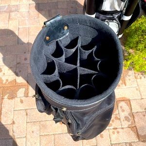 Golf cart bag with 14 club dividers by Flip